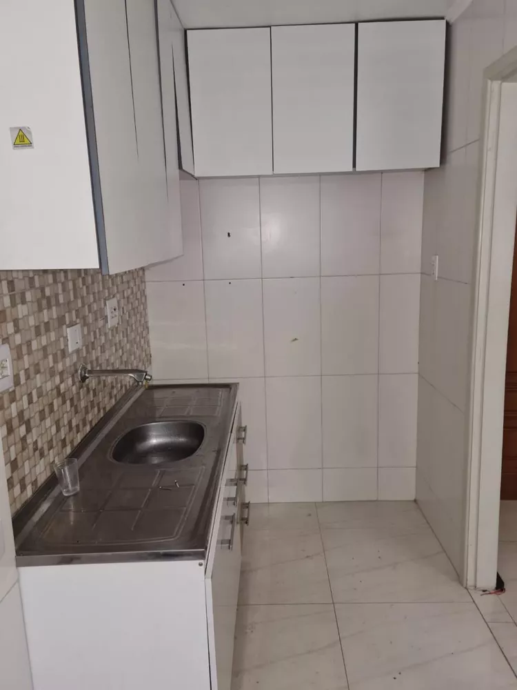 Apartamento à venda com 2 quartos, 38m² - Foto 3