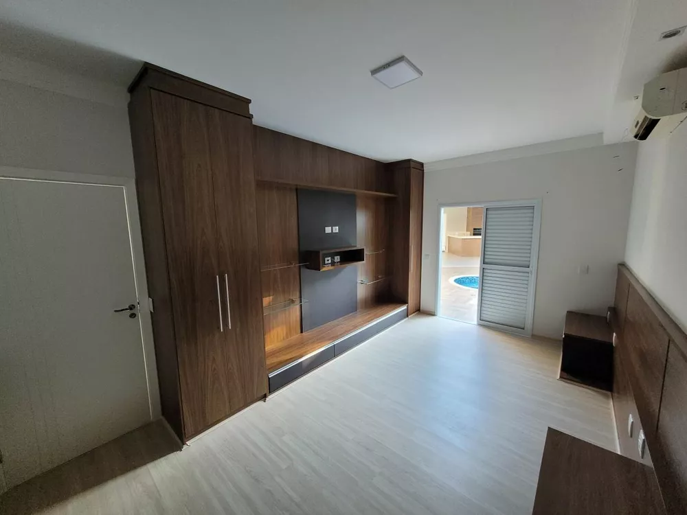 Casa de Condomínio à venda com 3 quartos, 300m² - Foto 4