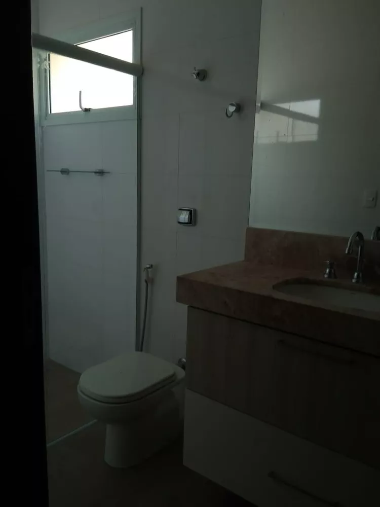 Casa de Condomínio à venda com 3 quartos, 200m² - Foto 4