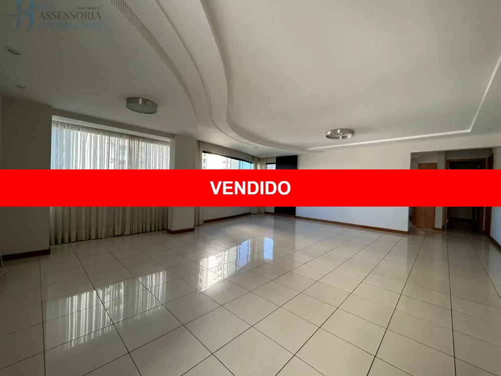 Apartamento à venda com 4 quartos, 178m² - Foto 1