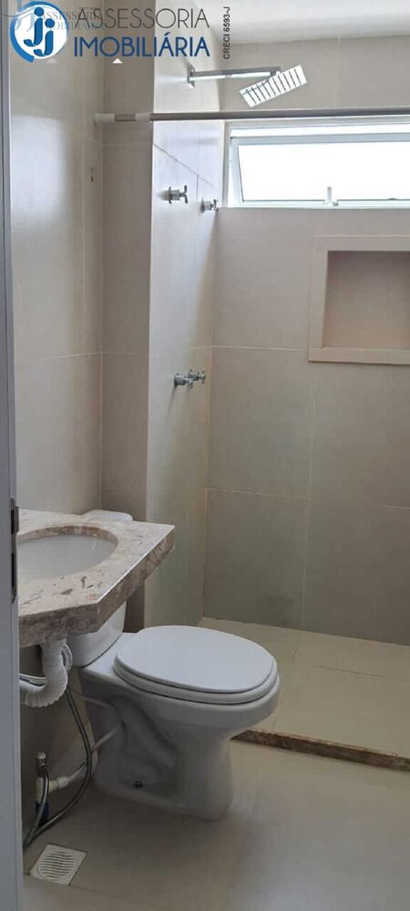 Casa à venda com 2 quartos, 73m² - Foto 2