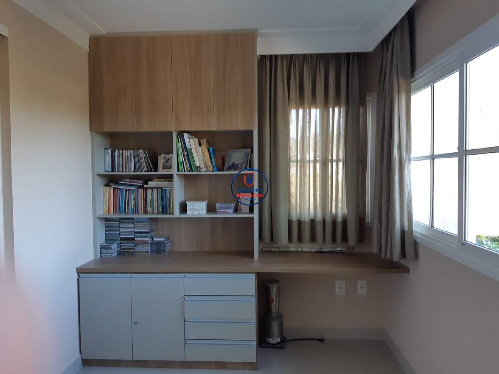 Casa à venda com 4 quartos, 297m² - Foto 10