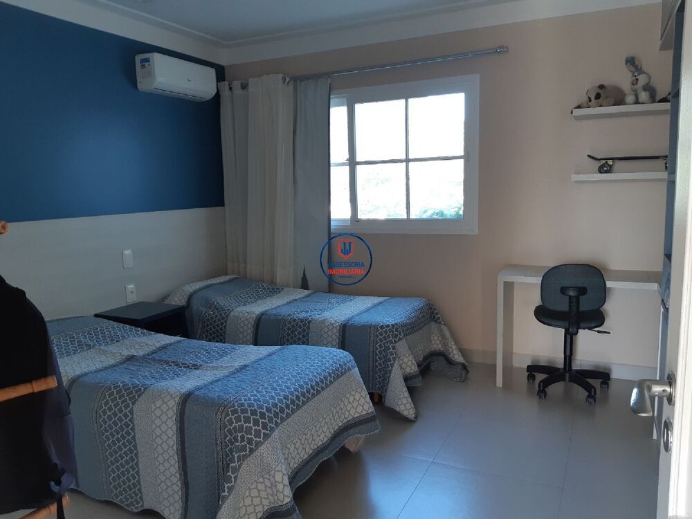 Casa à venda com 4 quartos, 297m² - Foto 17