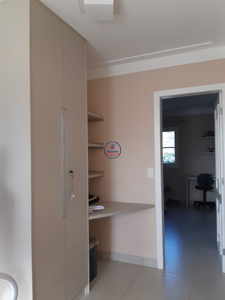 Casa à venda com 4 quartos, 297m² - Foto 24