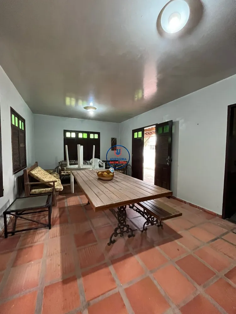 Casa, 5 quartos, 200 m² - Foto 1
