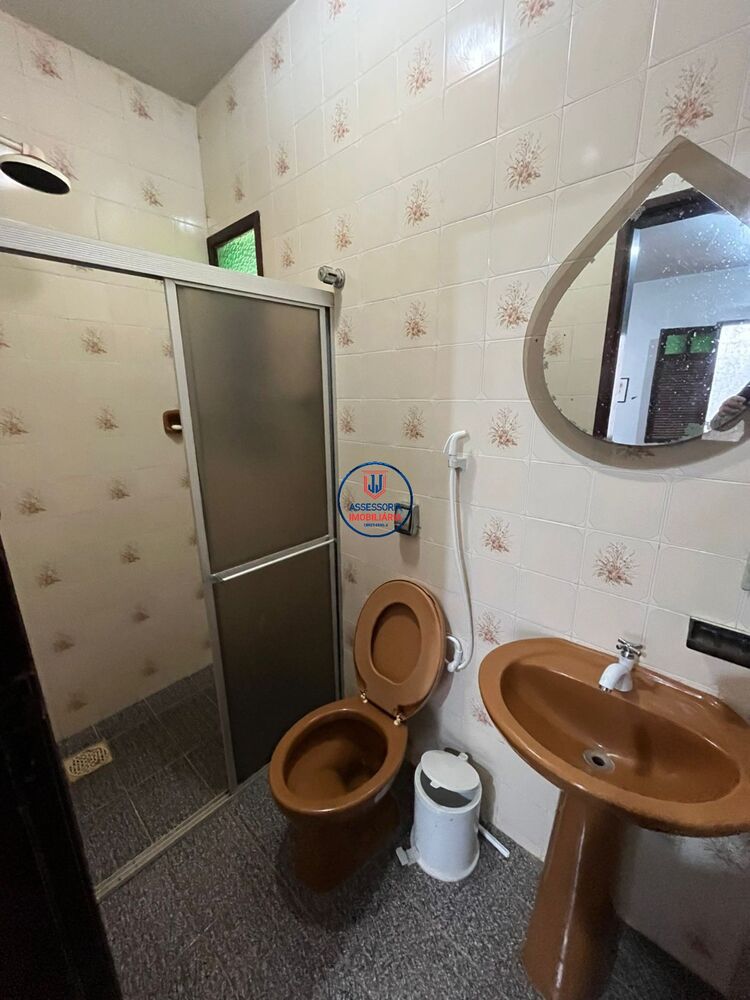 Casa, 5 quartos, 200 m² - Foto 1