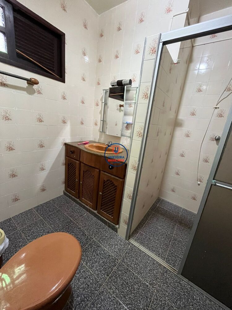 Casa, 5 quartos, 200 m² - Foto 2