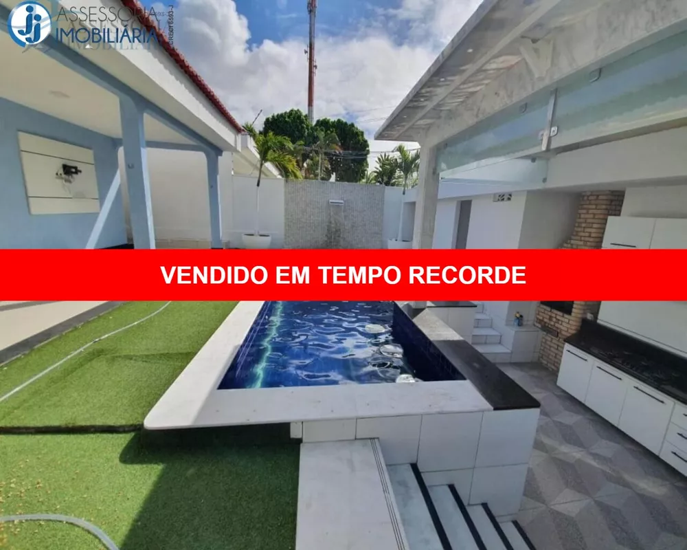 Casa à venda com 4 quartos, 342m² - Foto 1