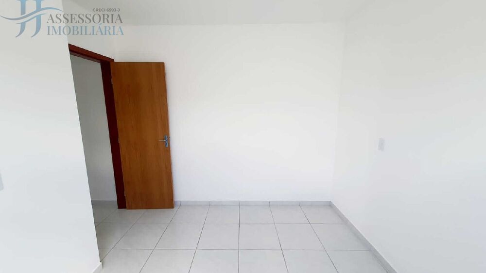 Casa à venda com 2 quartos, 57m² - Foto 3