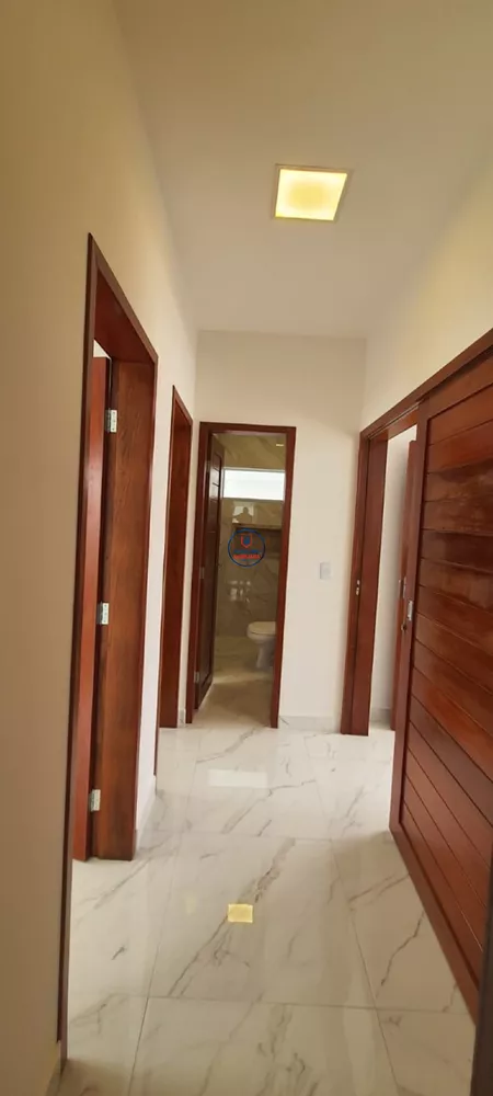 Casa à venda com 3 quartos, 127m² - Foto 11