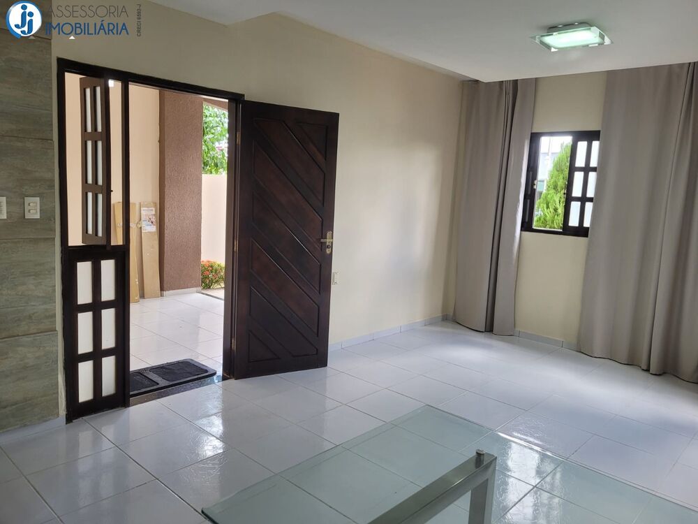 Casa à venda com 3 quartos, 144m² - Foto 1