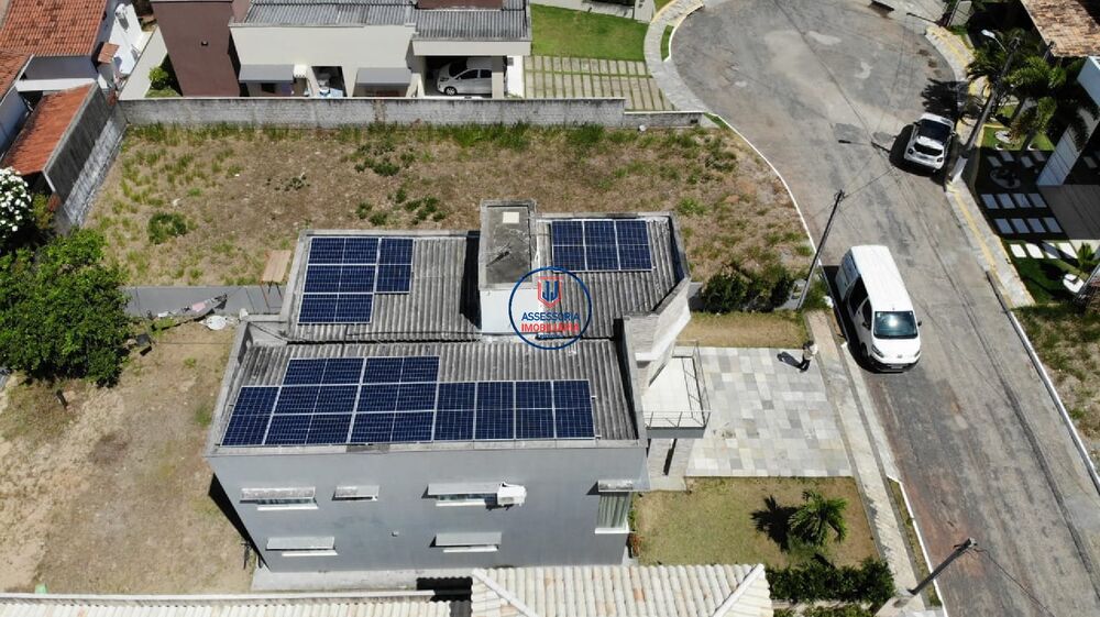 Casa à venda com 3 quartos, 180m² - Foto 3
