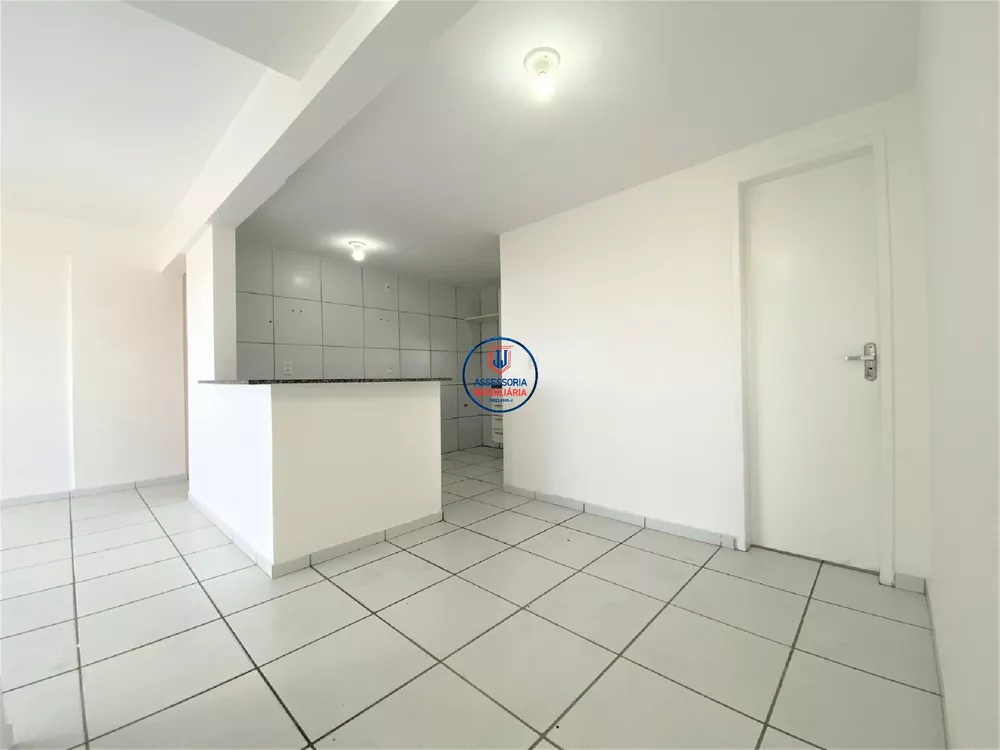 Apartamento à venda com 2 quartos, 77m² - Foto 9