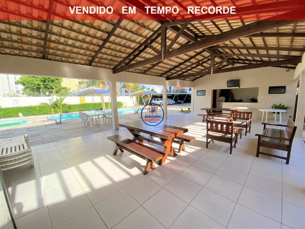 Apartamento à venda com 2 quartos, 77m² - Foto 1