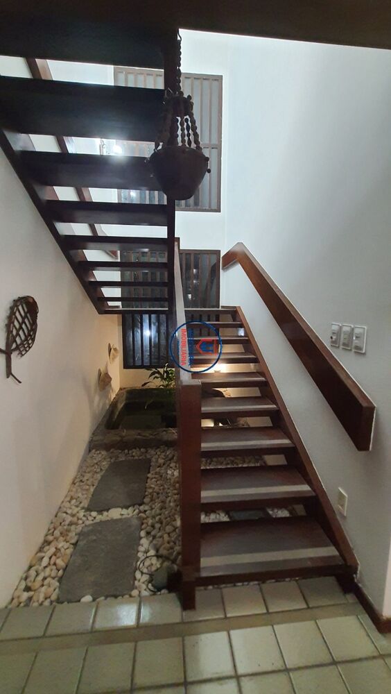 Casa à venda com 5 quartos, 339m² - Foto 11