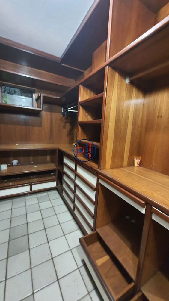 Casa à venda com 5 quartos, 339m² - Foto 18
