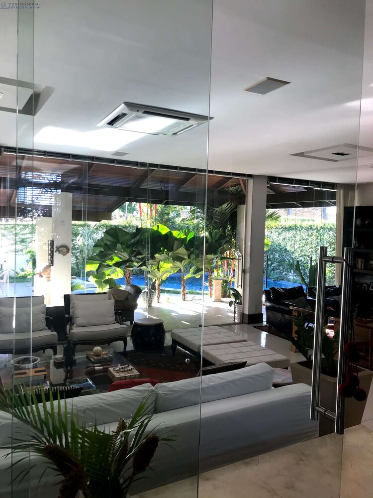 Casa à venda com 6 quartos, 760m² - Foto 2