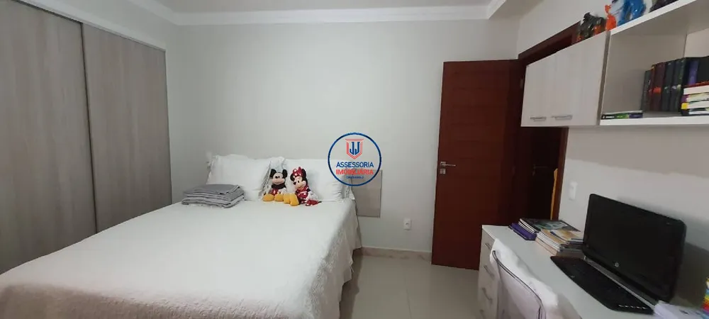 Casa, 3 quartos, 240 m² - Foto 6