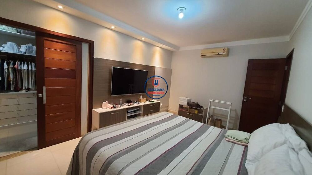 Casa, 3 quartos, 240 m² - Foto 3