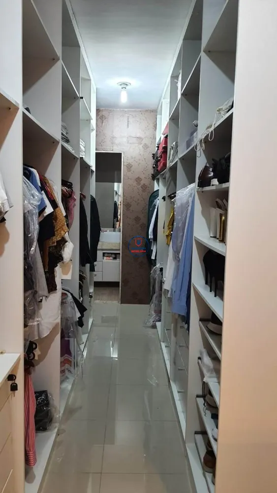 Casa, 3 quartos, 240 m² - Foto 11