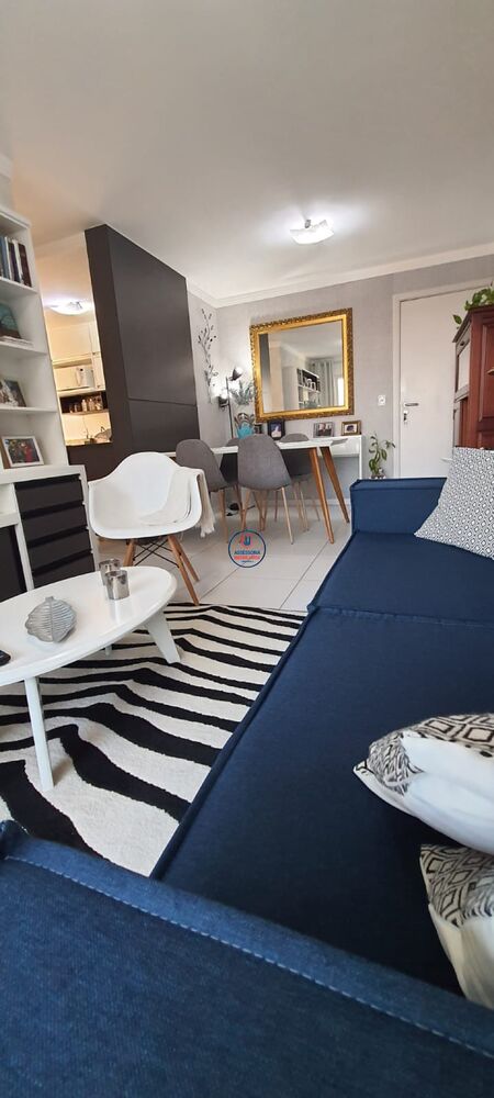 Apartamento à venda com 3 quartos, 101m² - Foto 2