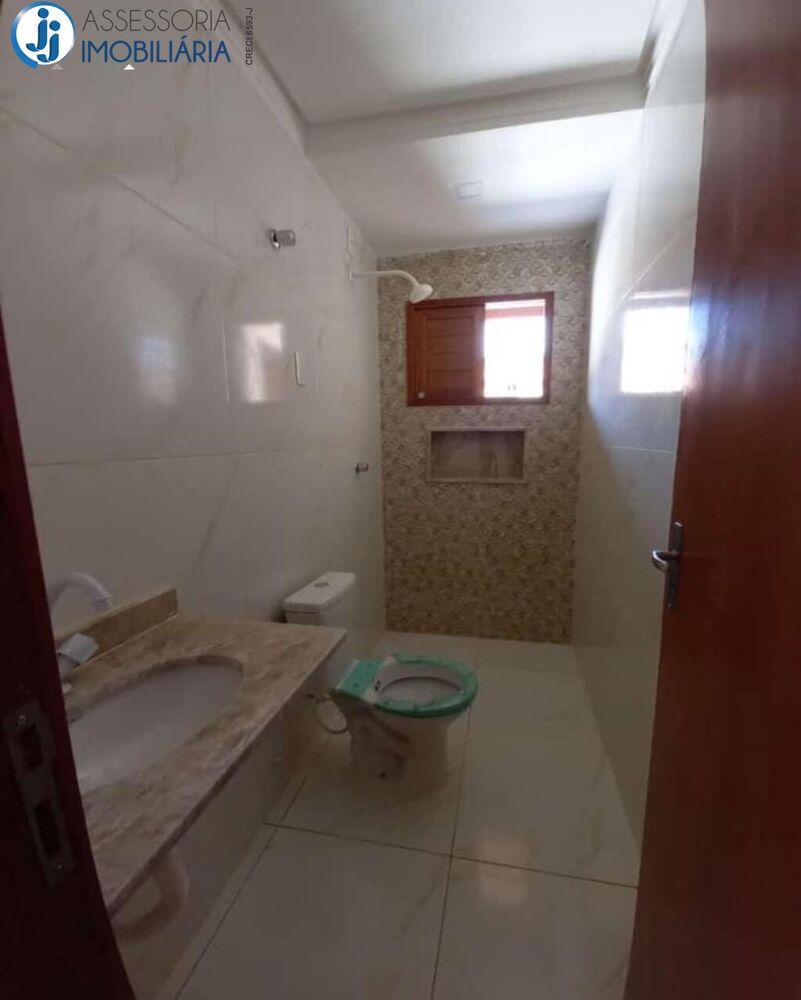 Casa à venda com 2 quartos, 72m² - Foto 11