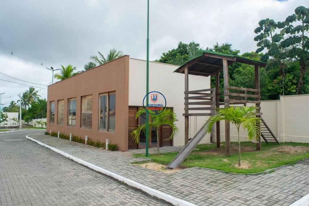 Casa à venda com 2 quartos, 65m² - Foto 4