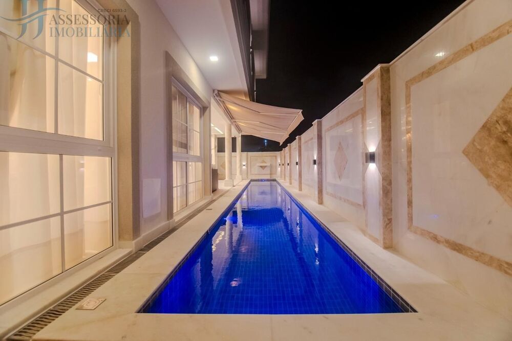 Casa à venda com 4 quartos, 374m² - Foto 3