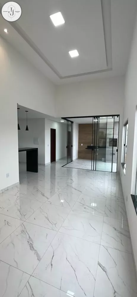 Casa à venda com 3 quartos, 124m² - Foto 3