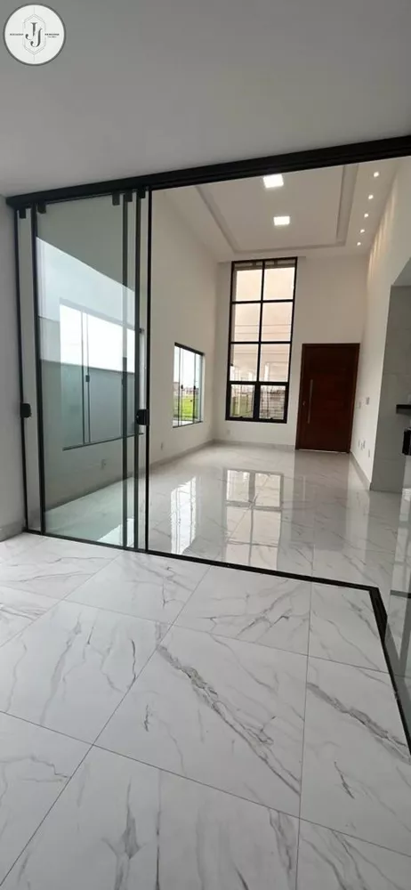 Casa à venda com 3 quartos, 124m² - Foto 4