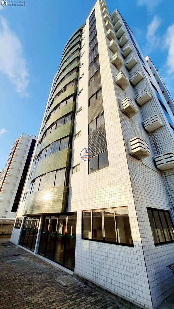 Apartamento à venda com 2 quartos, 77m² - Foto 2