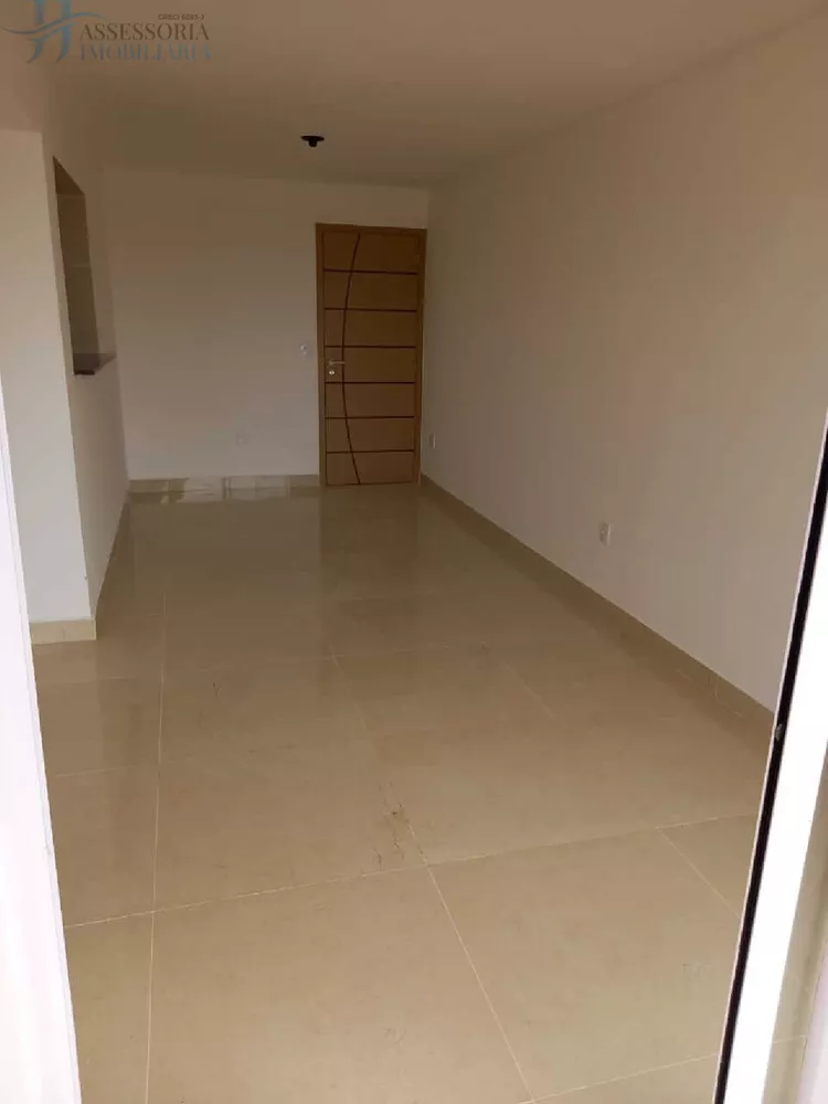 Apartamento à venda com 3 quartos, 67m² - Foto 3