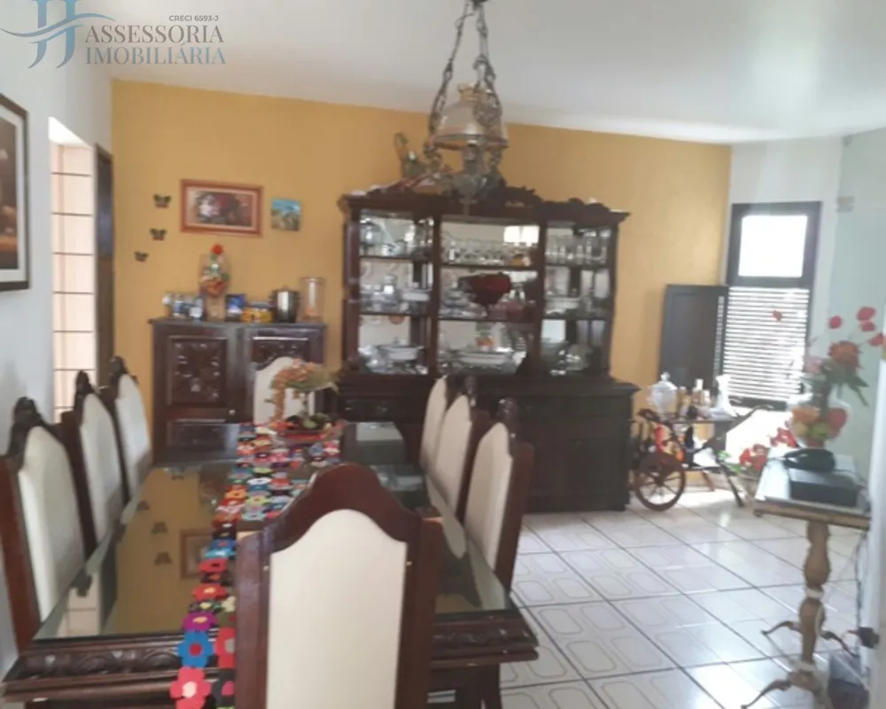 Casa, 4 quartos, 255 m² - Foto 1