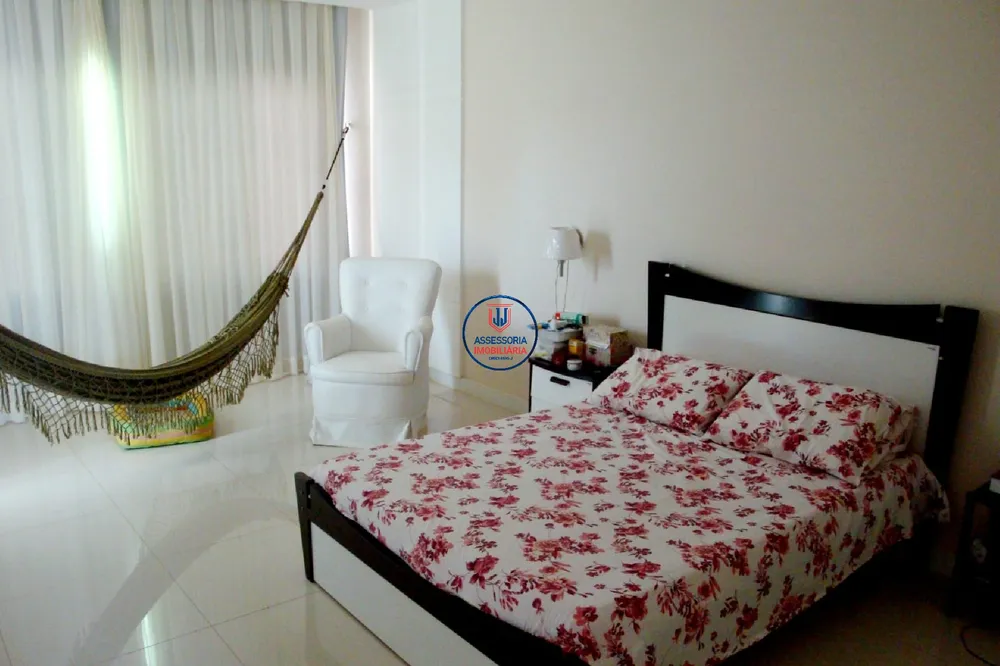 Casa, 5 quartos, 353 m² - Foto 4