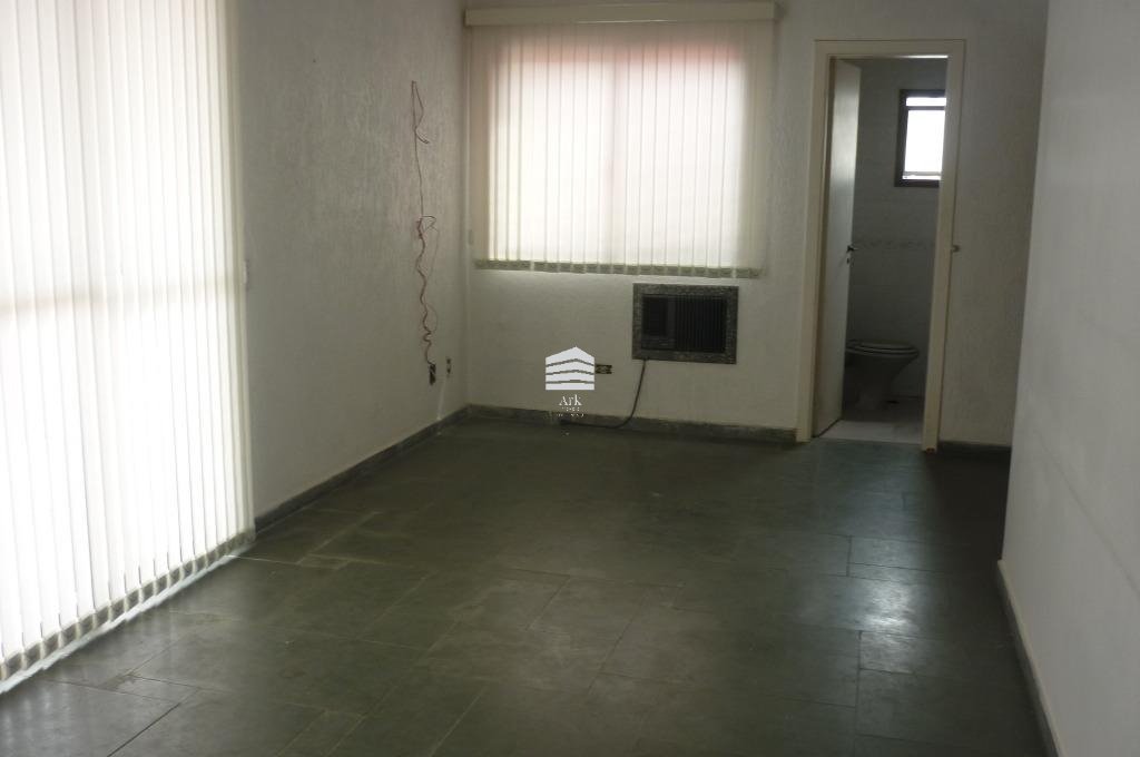 Apartamento para alugar com 4 quartos, 265m² - Foto 5