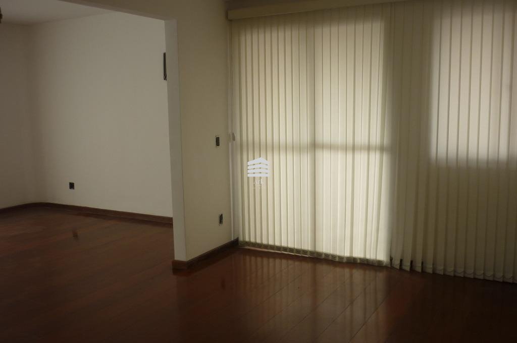 Apartamento para alugar com 4 quartos, 265m² - Foto 16