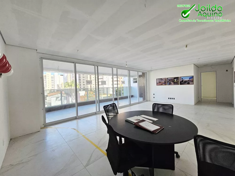 Apartamento à venda com 4 quartos, 218m² - Foto 6