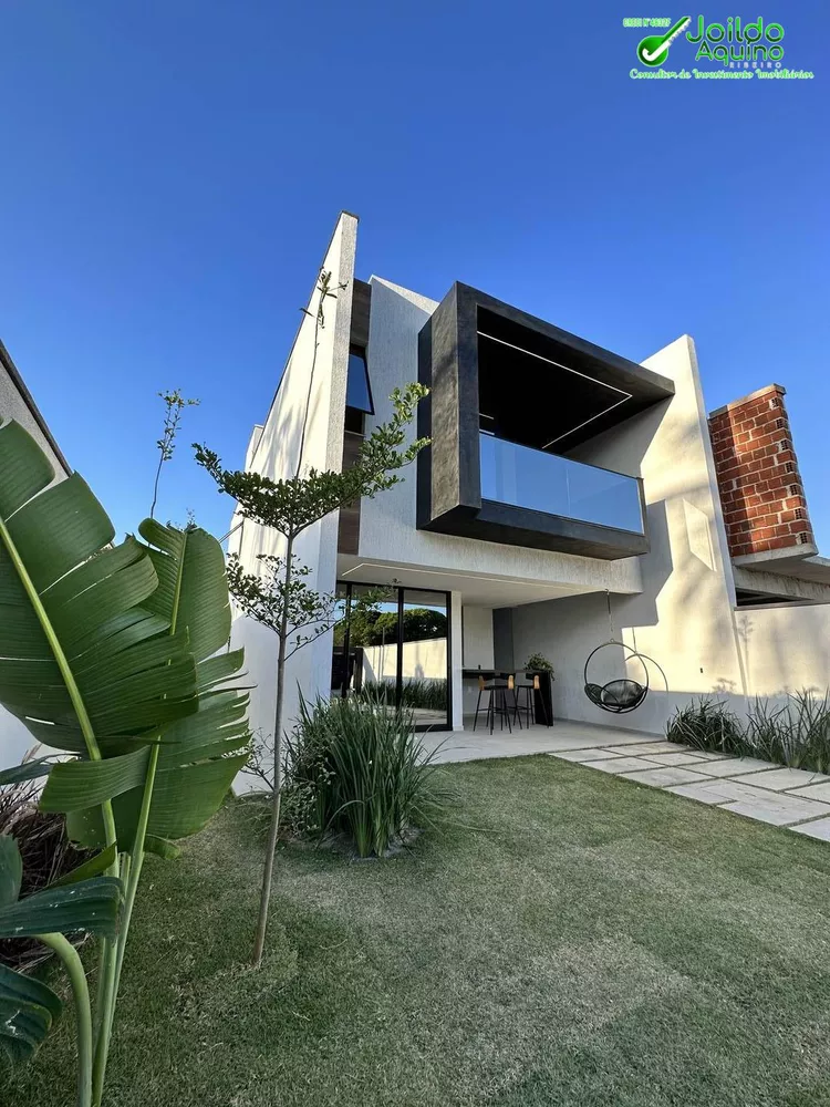 Casa à venda com 4 quartos, 144m² - Foto 3