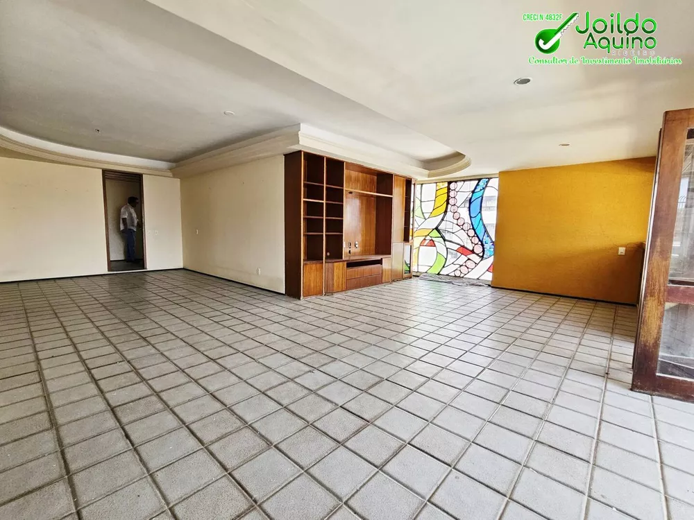 Apartamento à venda com 3 quartos, 264m² - Foto 4