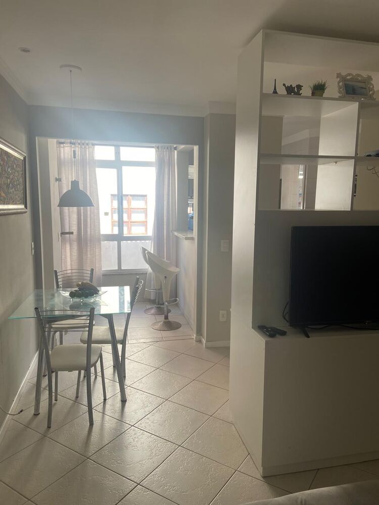 Apartamento à venda com 1 quarto, 52m² - Foto 9