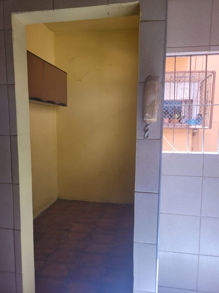 Apartamento à venda com 2 quartos, 60m² - Foto 4