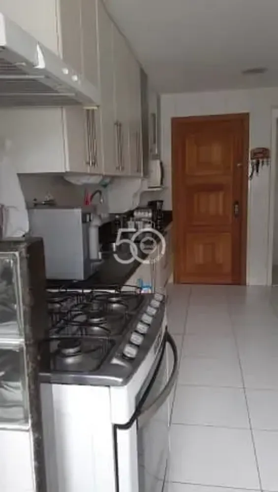 Cobertura, 3 quartos, 218 m² - Foto 19