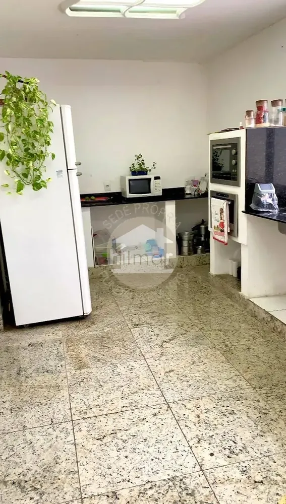 Casa, 3 quartos, 236 m² - Foto 1