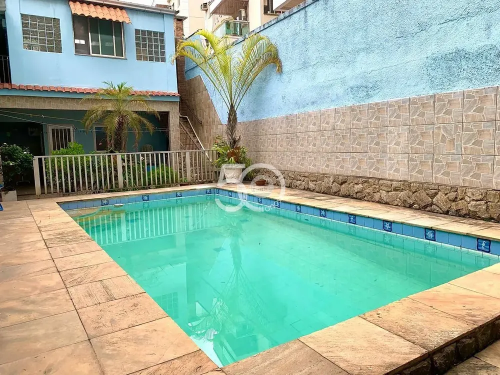 Casa, 3 quartos, 286 m² - Foto 1