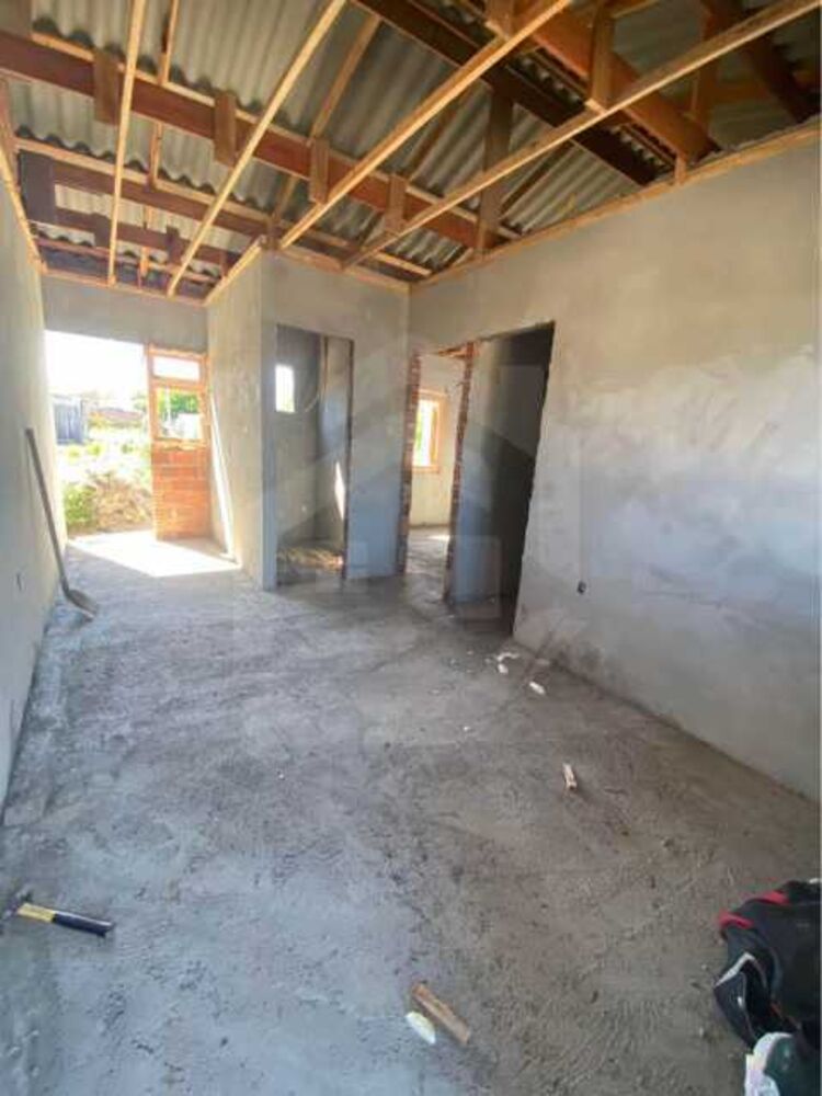 Casa à venda com 2 quartos, 50m² - Foto 3