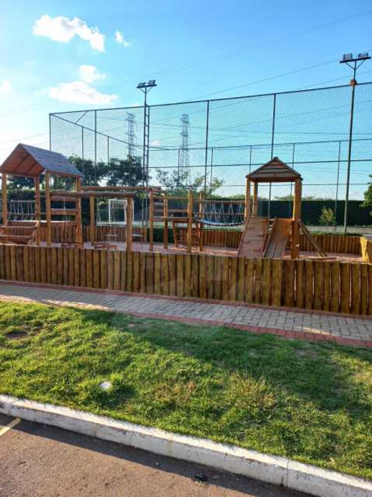 Apartamento à venda com 3 quartos, 70m² - Foto 2
