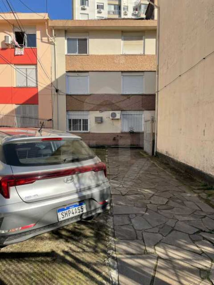 Apartamento à venda com 2 quartos, 69m² - Foto 1