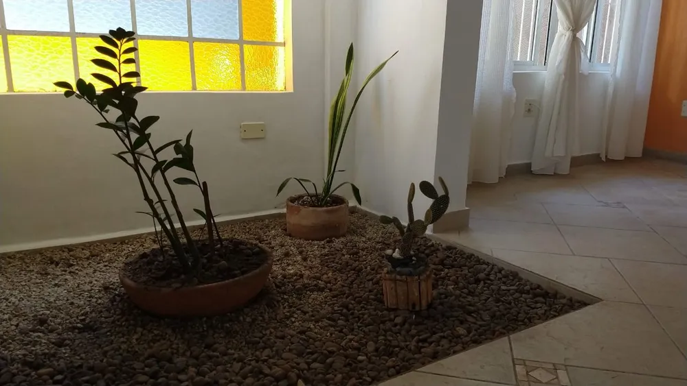 Casa, 5 quartos, 208 m² - Foto 3