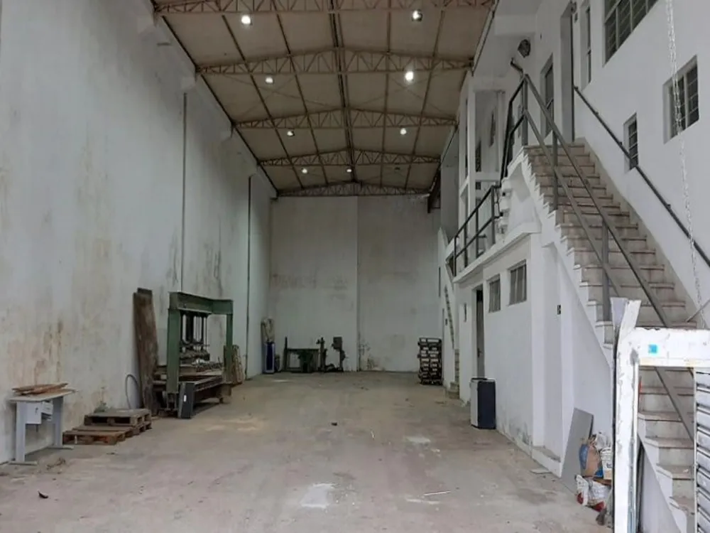 Depósito-Galpão, 700 m² - Foto 2
