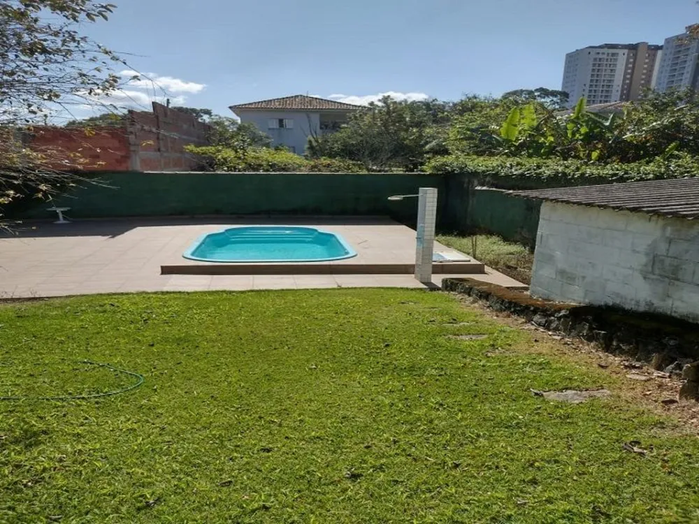 Sobrado, 4 quartos, 240 m² - Foto 2